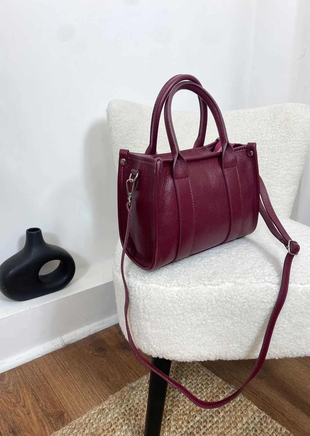 Camilla Leather Tote Bag in Burgundy