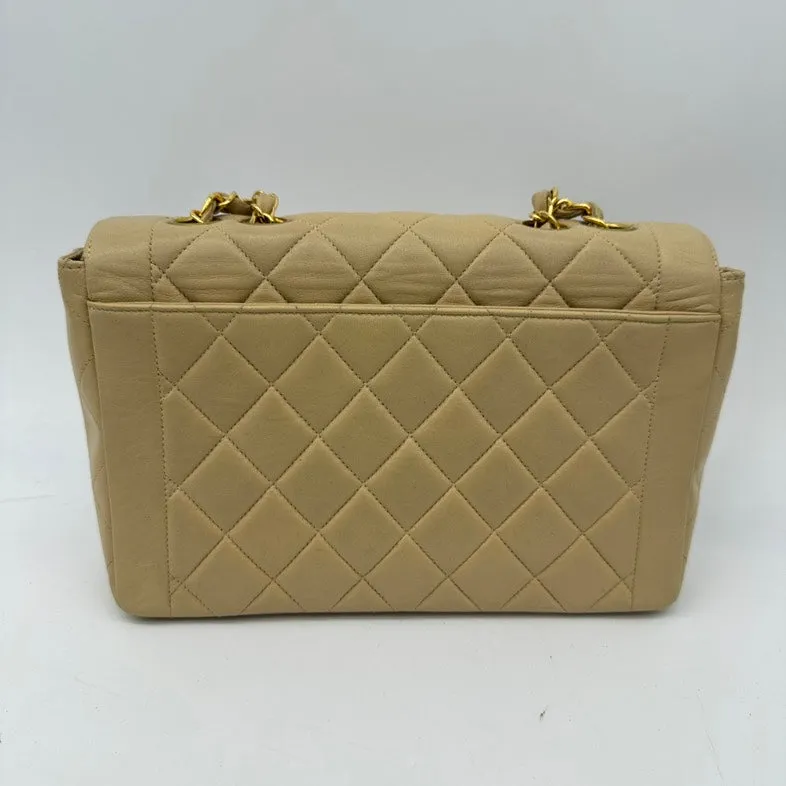 Chanel Vintage Lambskin Beige Single Flap Shoulder Bag Medium