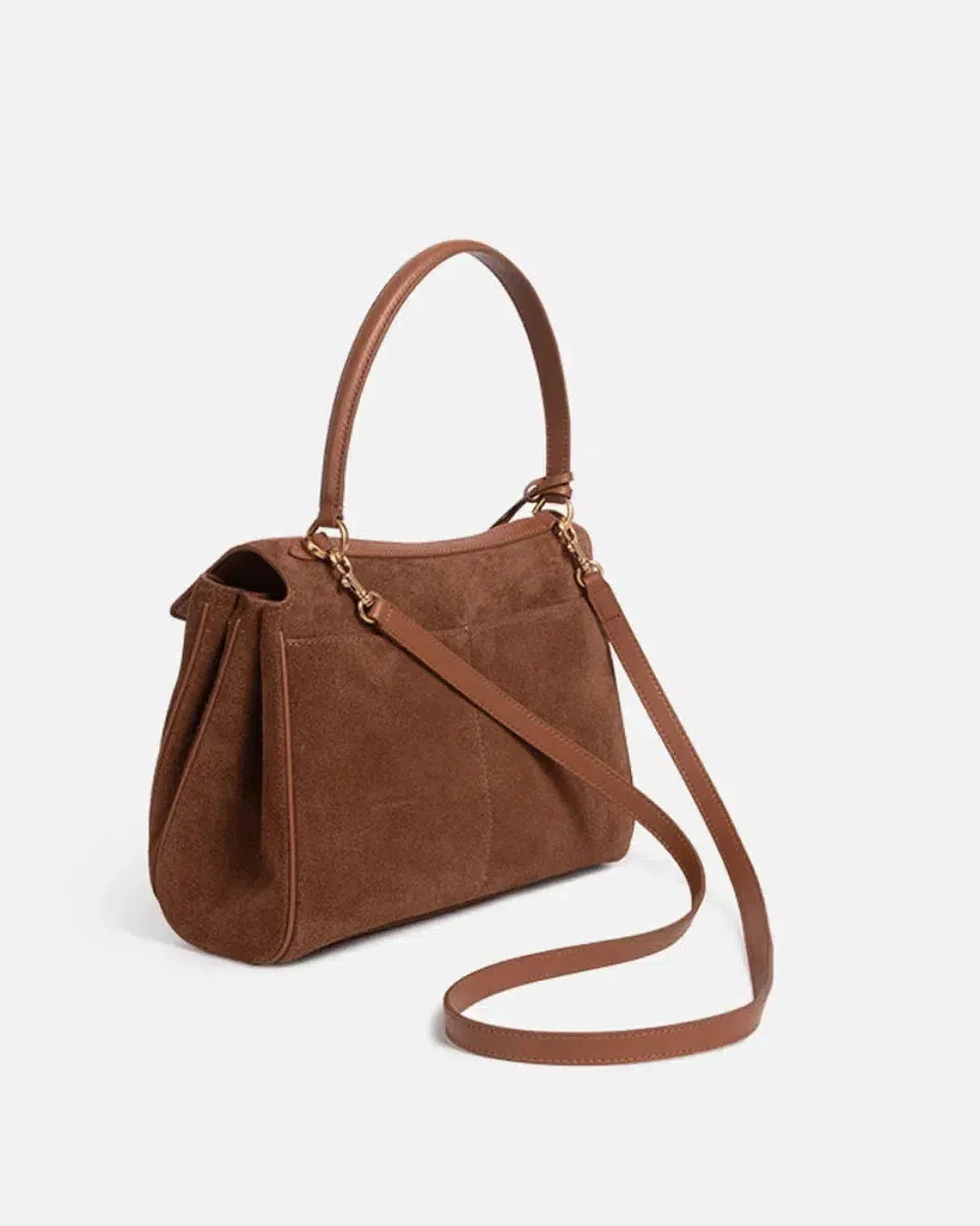 Daniela – Timeless sophisticated design – Suede-look handbag