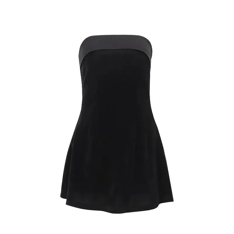 Léa – Strapless design – Velvet mini dress