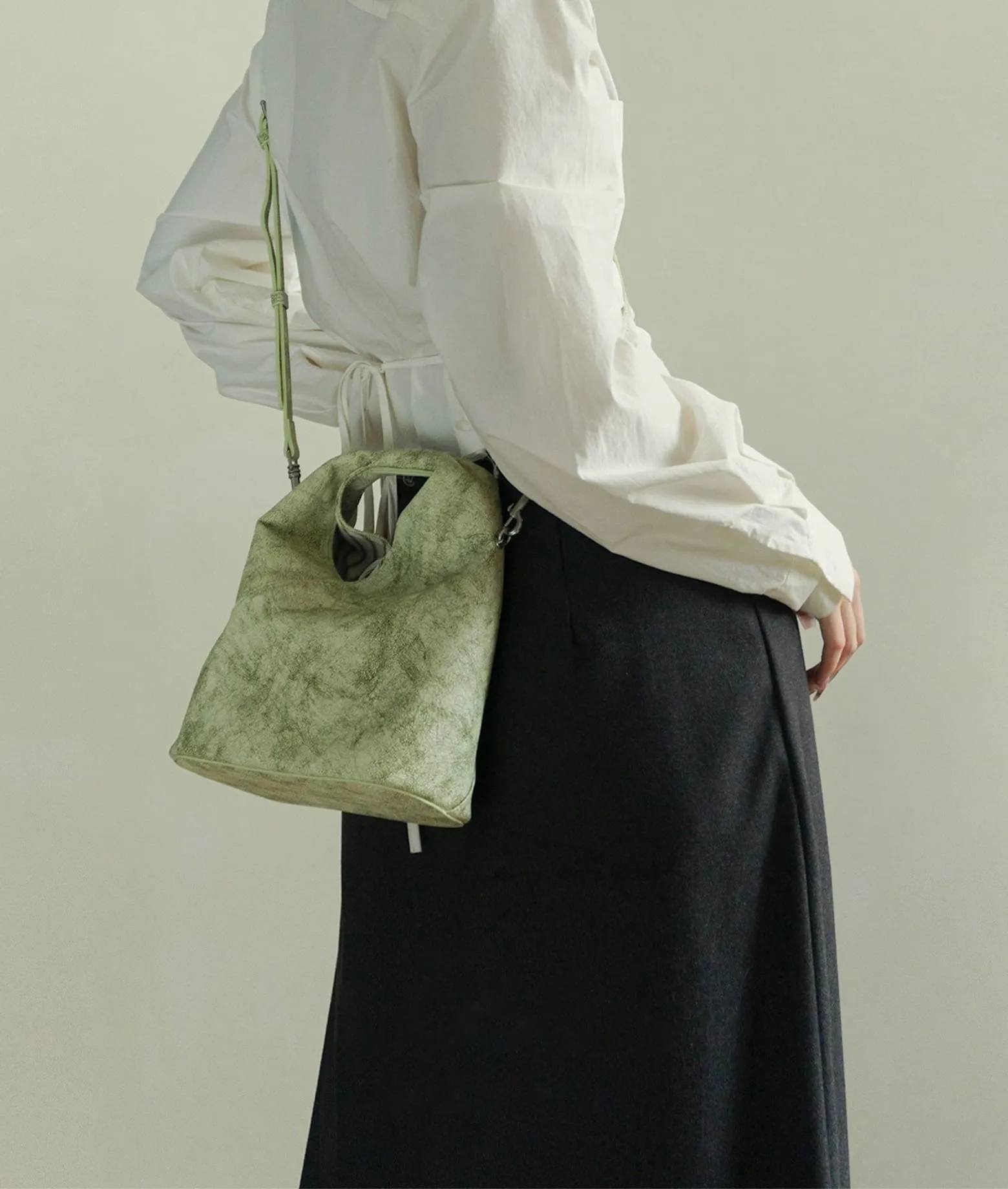 MOSS TRACE bucket crossbody bag