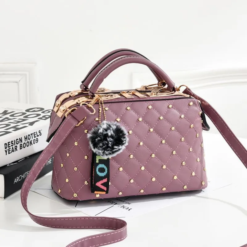 new trendy rivets single shoulder crossbody bag Korean style fashionable casual women's small square bag