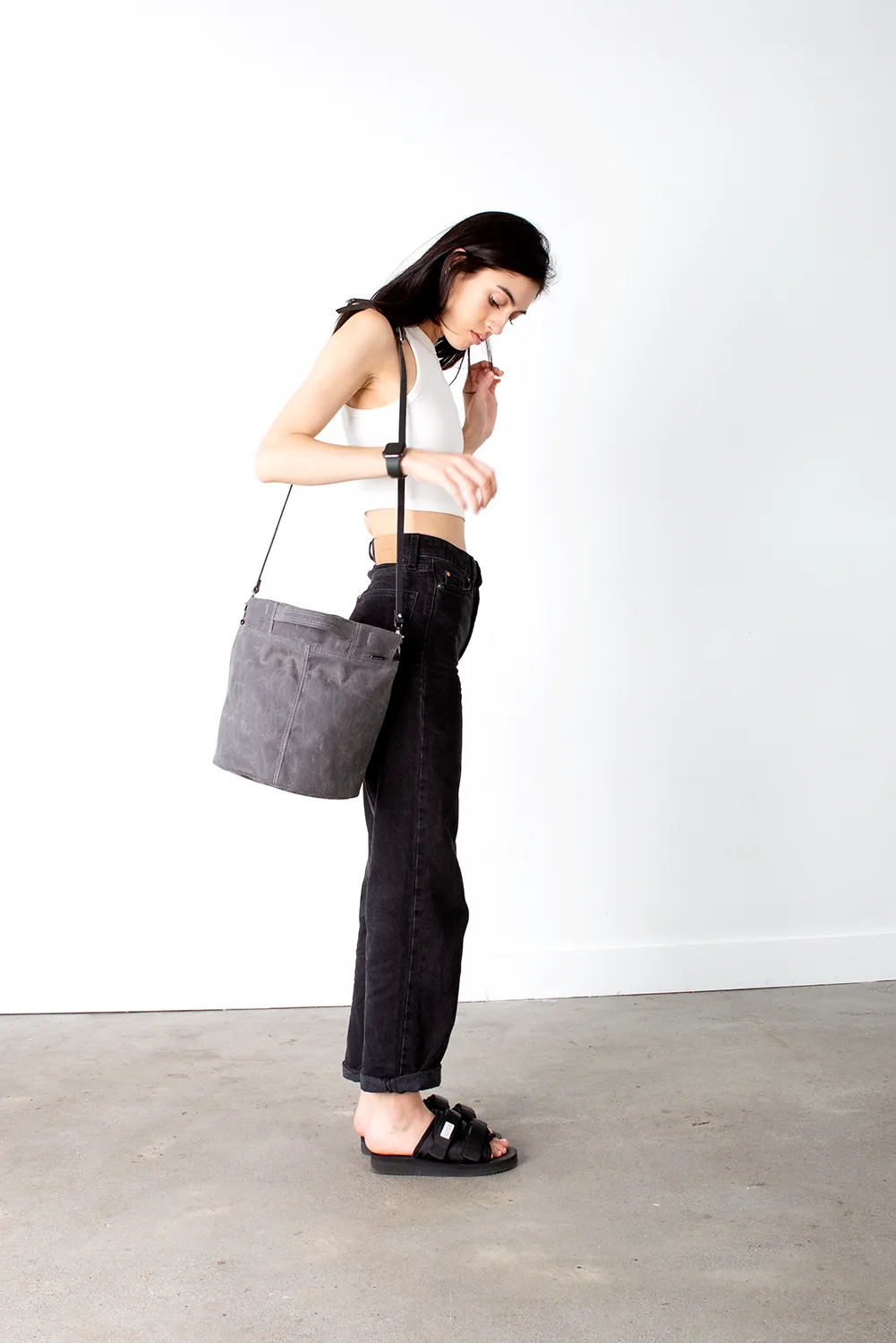 Tote no.1 in CHARCOAL GRAY